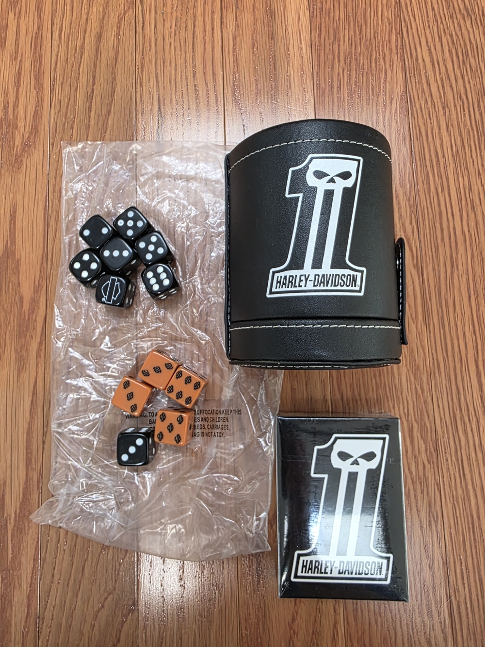 Harley-Davidson Black Dice Cup & Card Deck Set